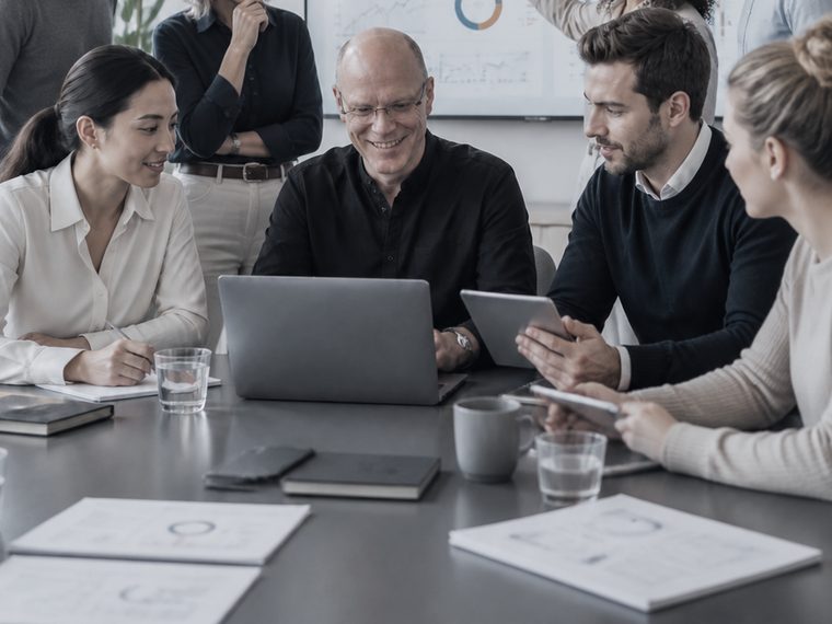 Manfred Becking with a team
